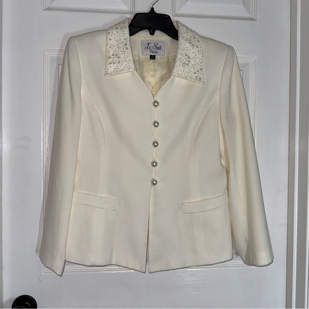 Le Suit 2 Piece Cream Blazer with Lace and Sequins and Matching Pencil Skirt